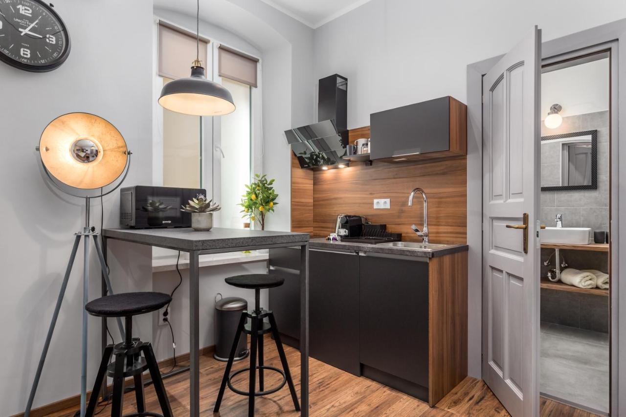 Apartments Porto Marina 2 リエカ エクステリア 写真