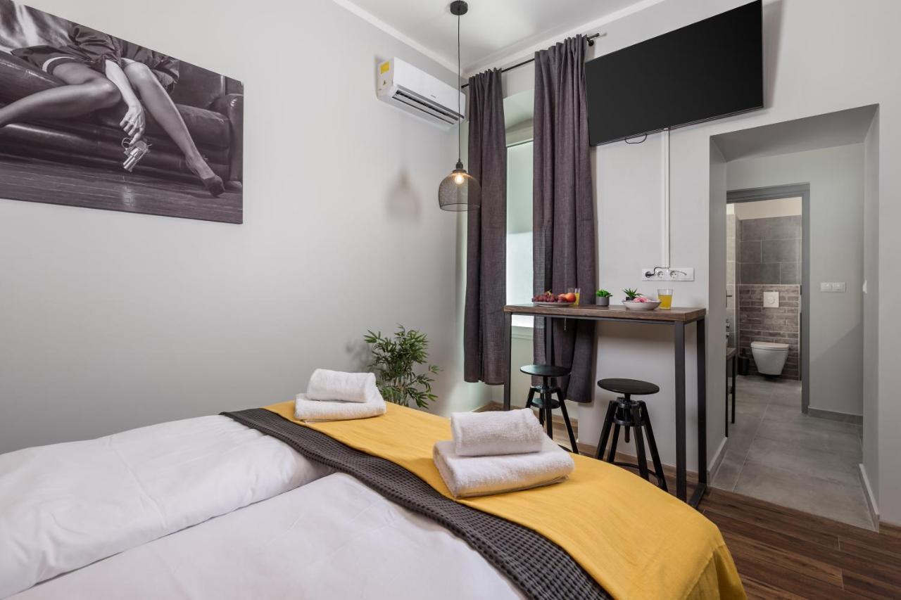 Apartments Porto Marina 2 リエカ エクステリア 写真